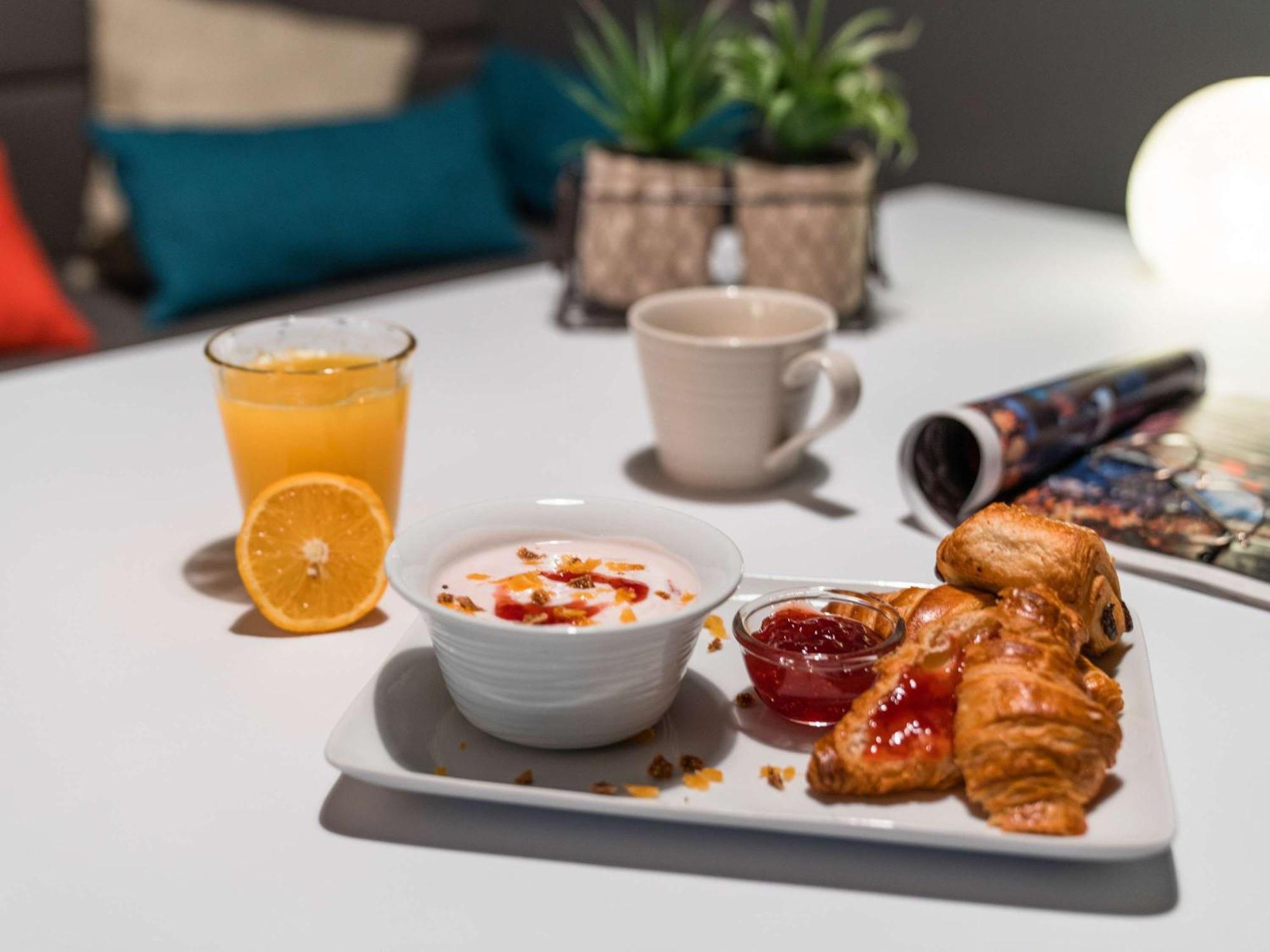 Ibis Styles Chalons En Champagne Centre Hotell Eksteriør bilde